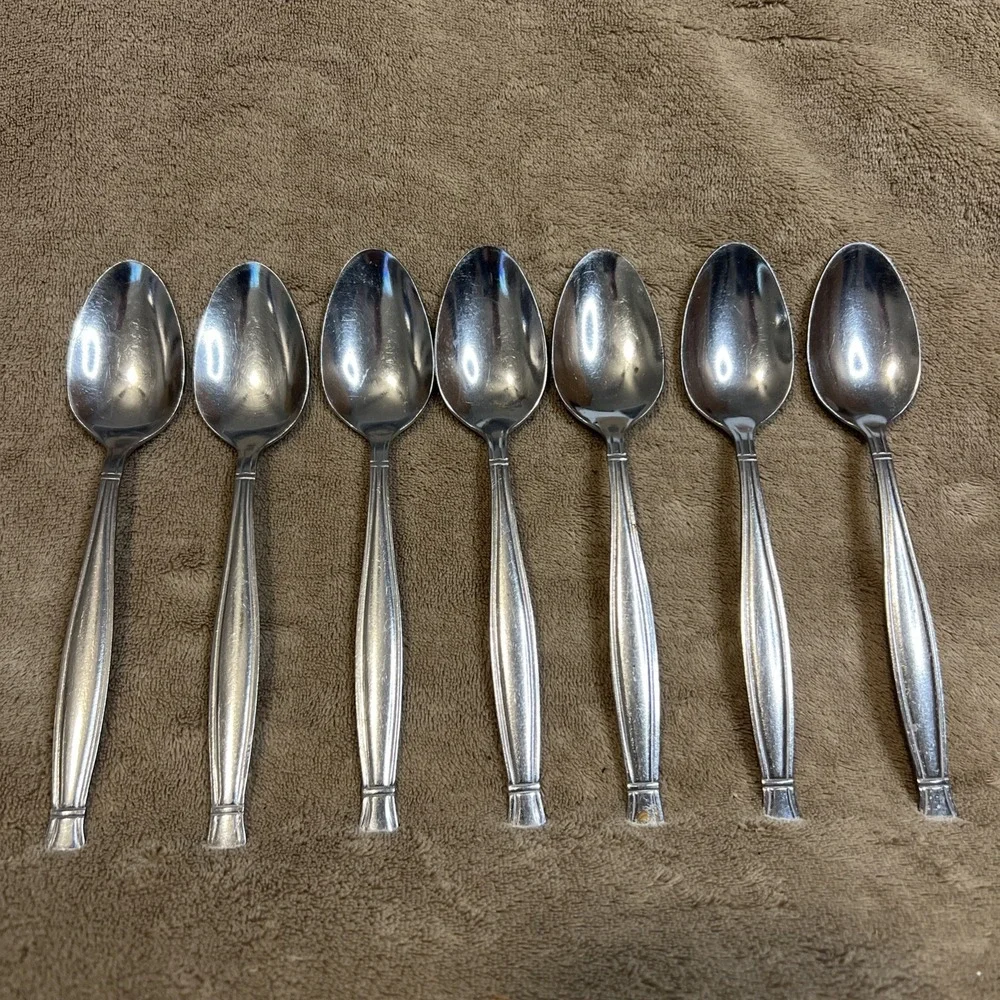 Lot of 7 Oneida Ambiance Stainless Steel Flatware Tablespoon Oval Soup Spoon MCM